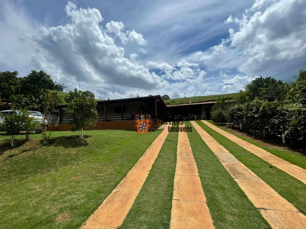 Chácara, 3 quartos, 1013 m² - Foto 2