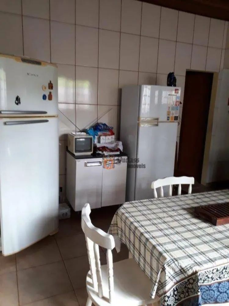 Chácara, 3 quartos, 3700 m² - Foto 2