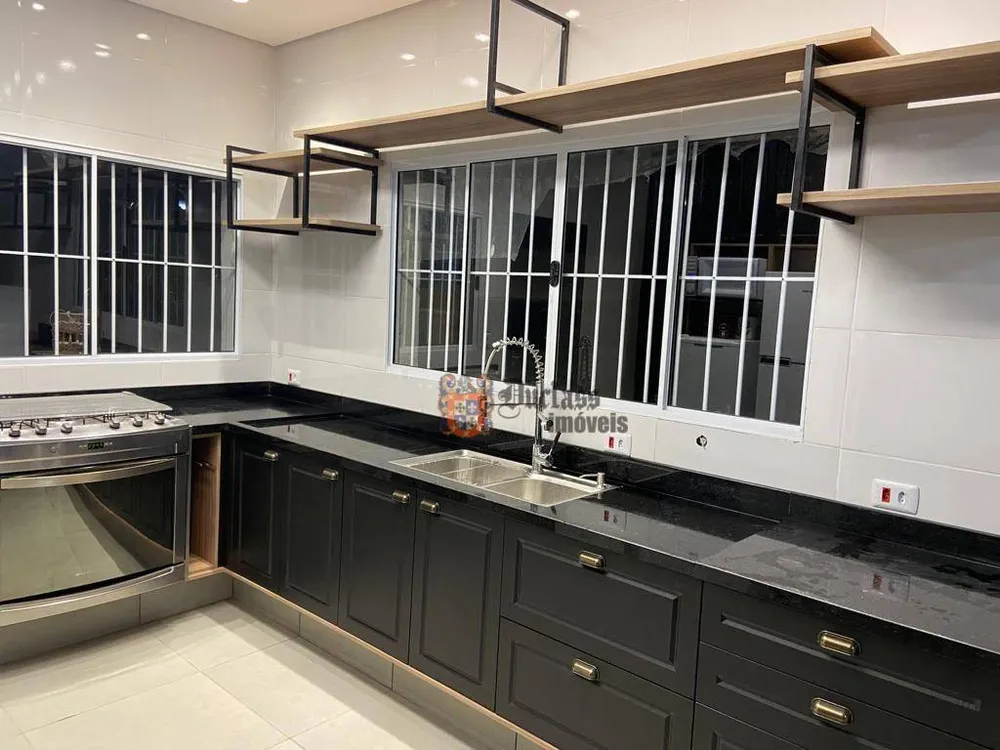 Chácara, 10 quartos, 1500 m² - Foto 1