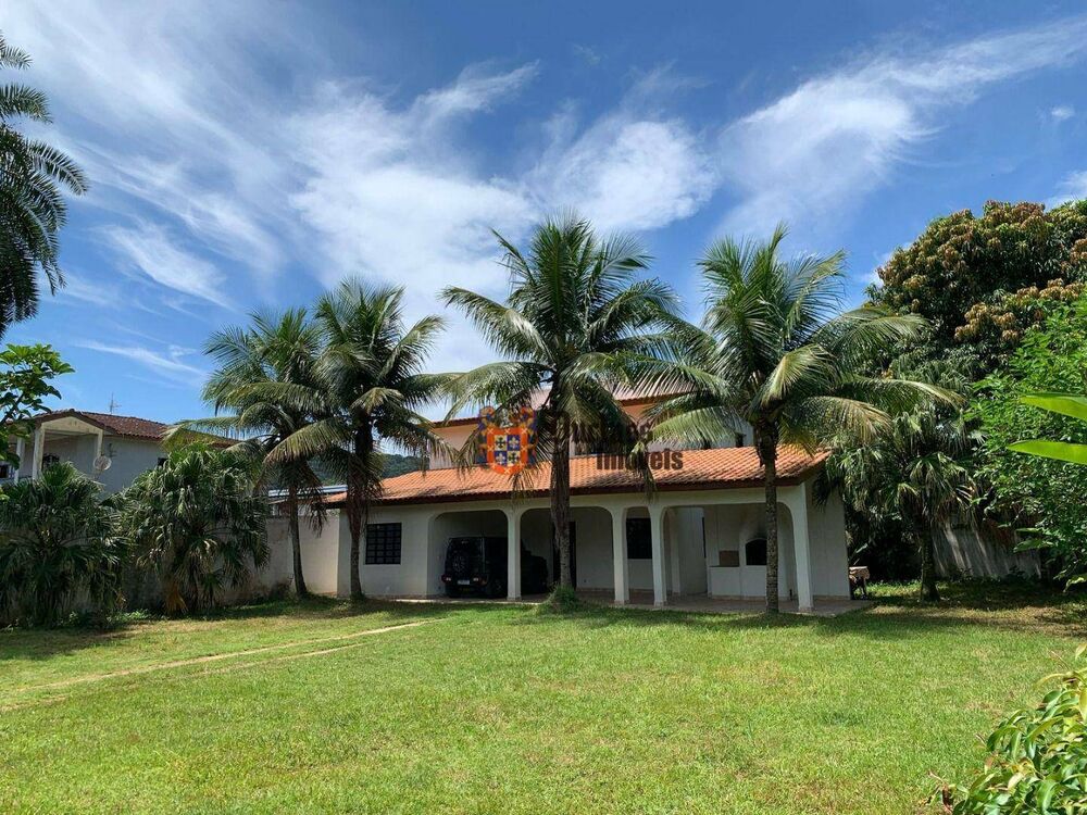 Sobrado, 3 quartos, 179 m² - Foto 1