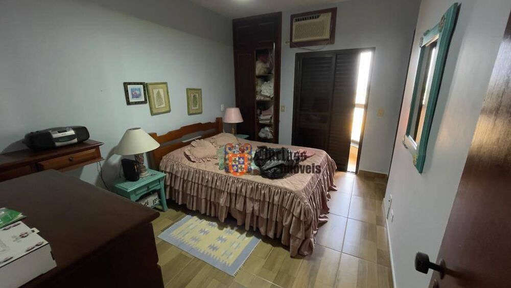 Cobertura, 3 quartos, 214 m² - Foto 3