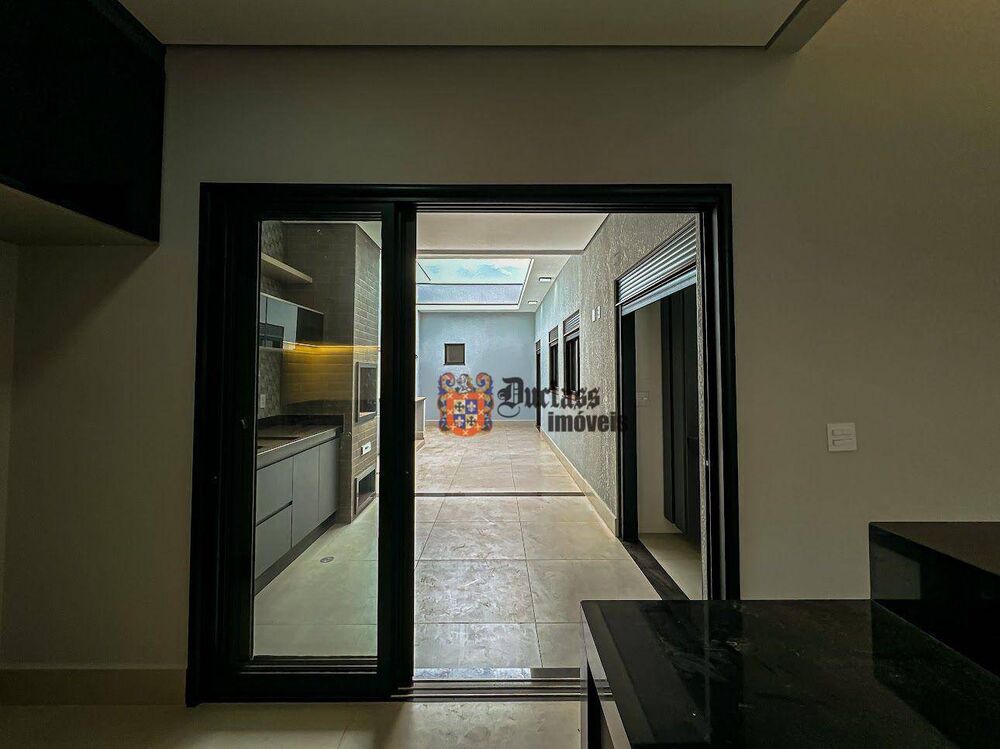 Sobrado à venda com 3 quartos, 137m² - Foto 3