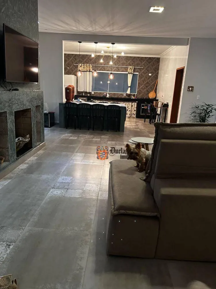 Chácara, 4 quartos, 2400 m² - Foto 6