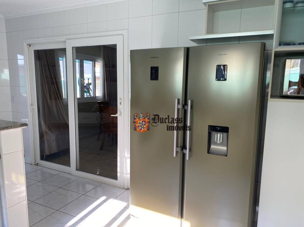 Sobrado, 5 quartos, 600 m² - Foto 2