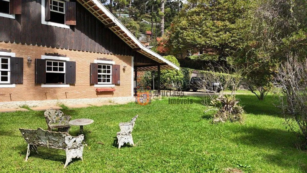 Casa, 5 quartos, 223 m² - Foto 4