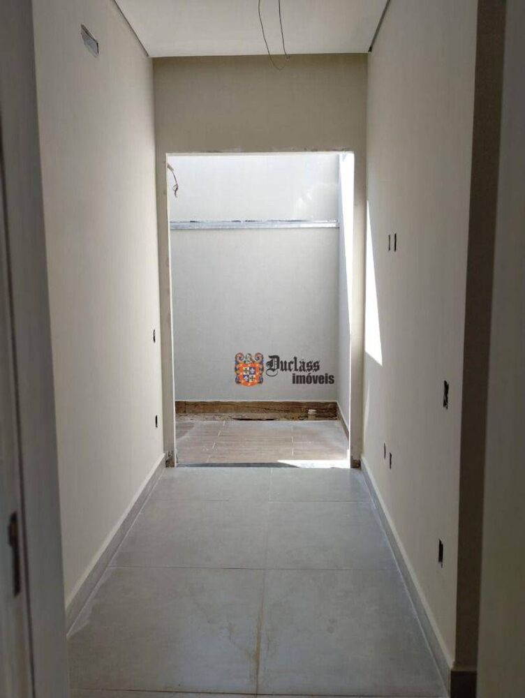 Casa de Condomínio à venda com 4 quartos, 230m² - Foto 3