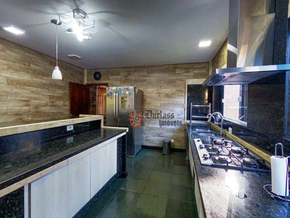 Chácara, 3 quartos, 1090 m² - Foto 6