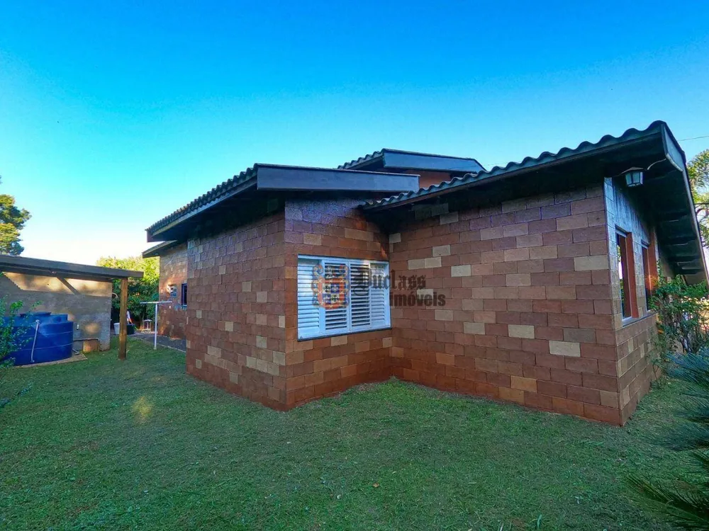 Chácara, 3 quartos, 1090 m² - Foto 2