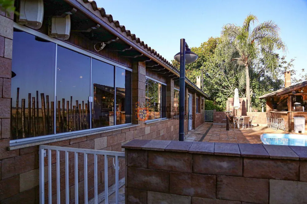 Chácara, 3 quartos, 1090 m² - Foto 9