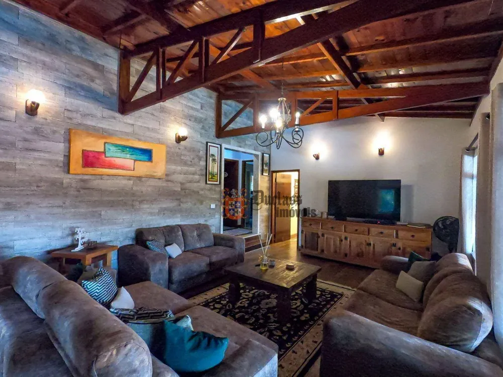 Chácara, 3 quartos, 1090 m² - Foto 3