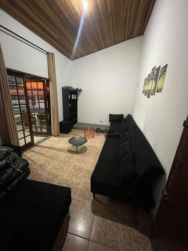 Chácara, 3 quartos, 977 m² - Foto 2