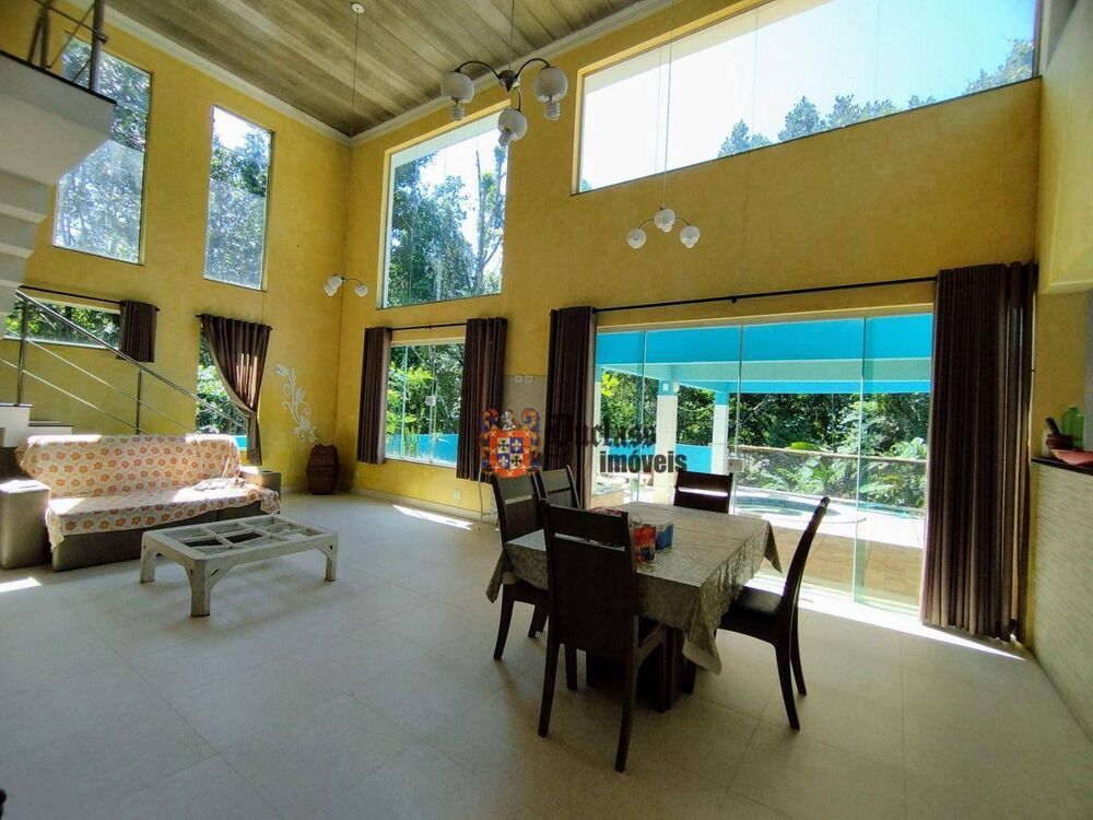 Sobrado à venda com 4 quartos, 157m² - Foto 4