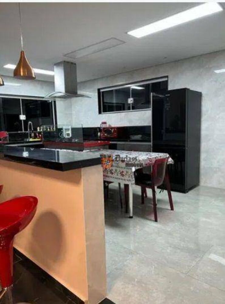 Chácara, 4 quartos, 1000 m² - Foto 1