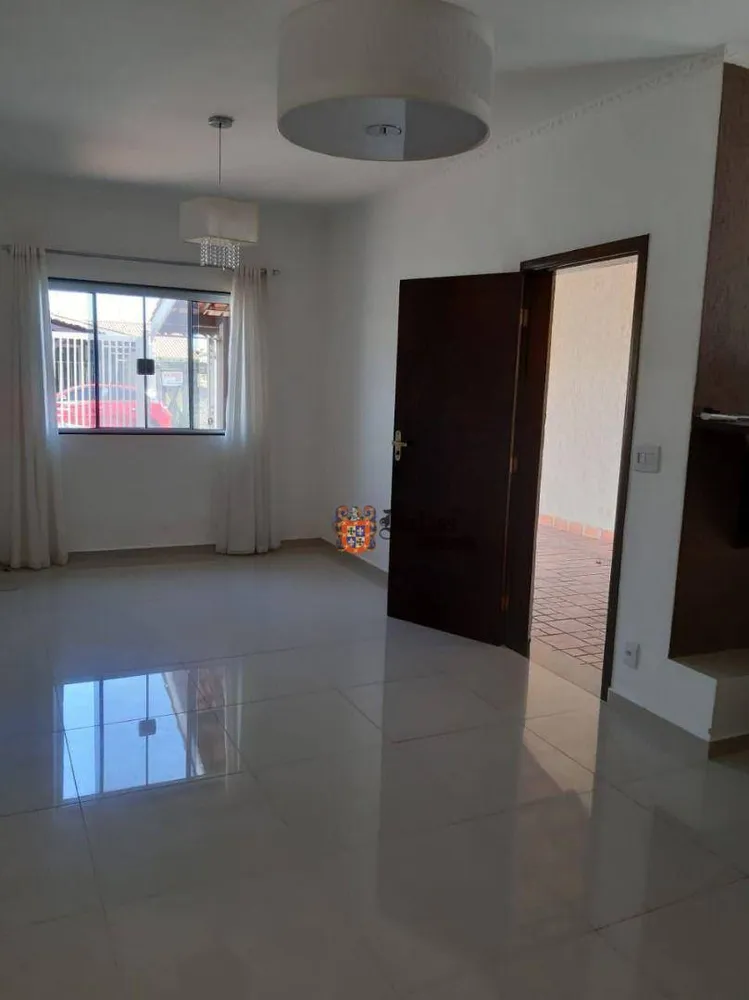 Casa, 2 quartos, 169 m² - Foto 1