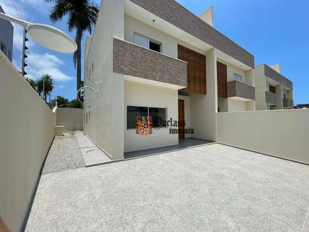 Sobrado à venda com 4 quartos, 150m² - Foto 1