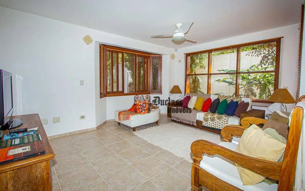 Sobrado, 4 quartos, 216 m² - Foto 4