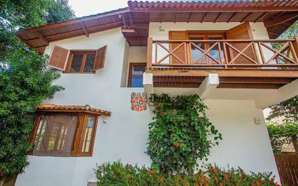 Sobrado, 4 quartos, 216 m² - Foto 2