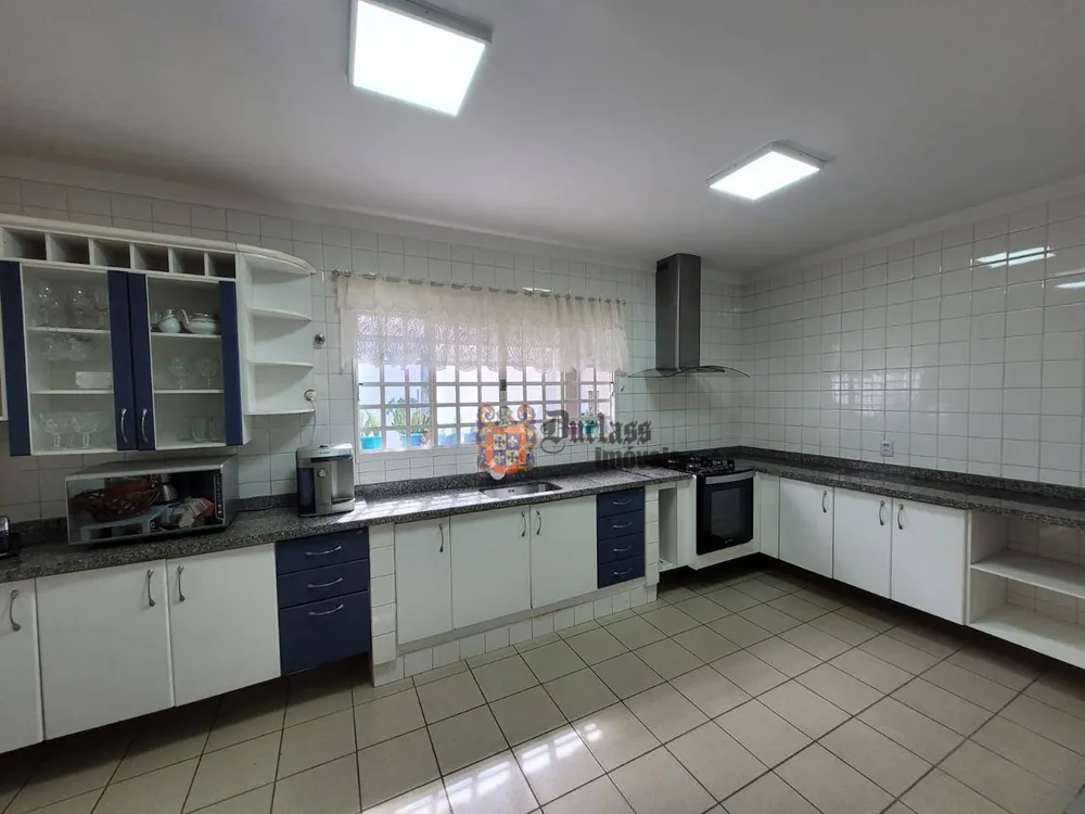 Sobrado, 3 quartos, 261 m² - Foto 3