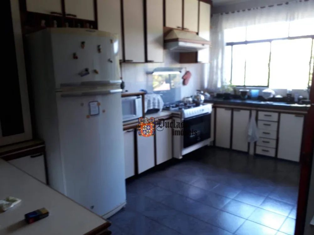 Casa, 3 quartos, 320 m² - Foto 1