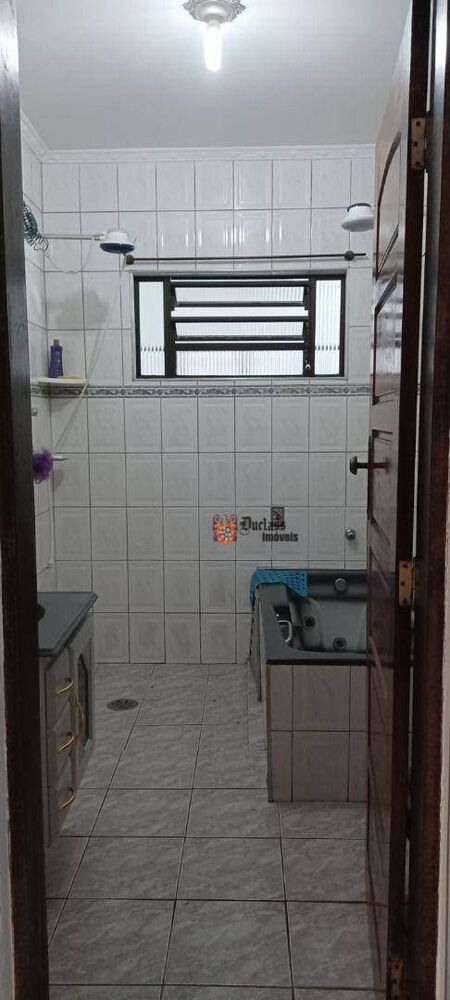 Casa à venda com 3 quartos, 174m² - Foto 8