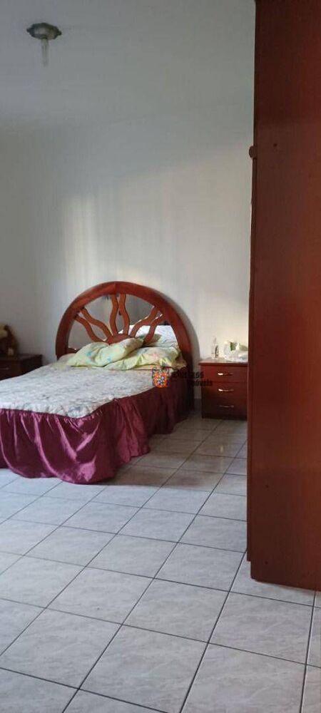 Casa à venda com 3 quartos, 174m² - Foto 5