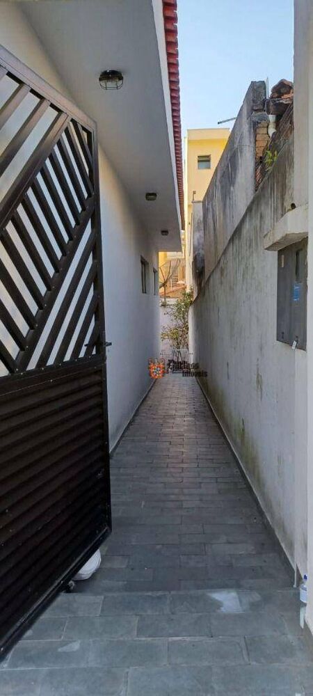 Casa à venda com 3 quartos, 174m² - Foto 1
