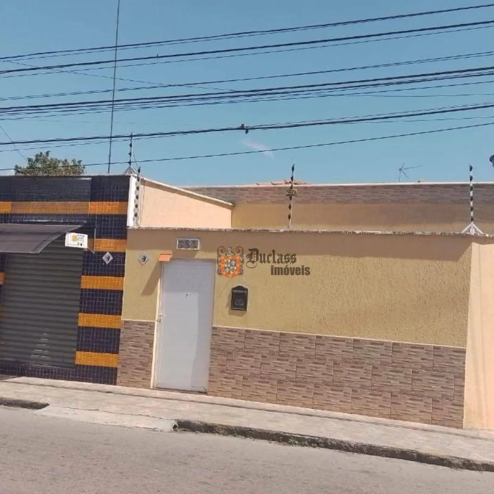 Casa, 3 quartos, 172 m² - Foto 1