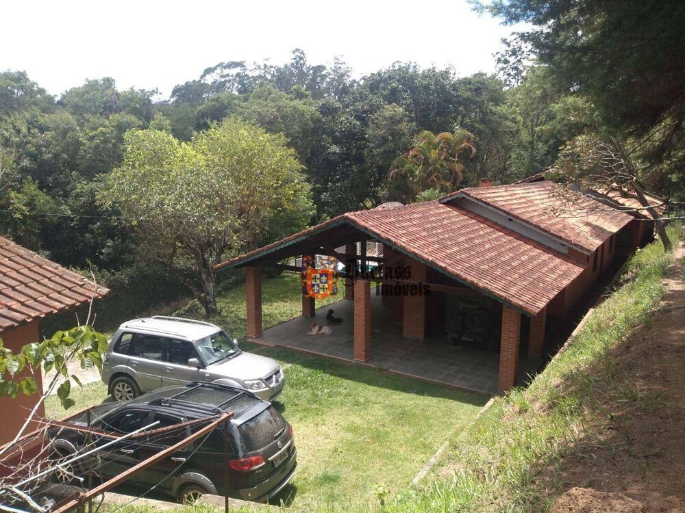 Chácara, 7 quartos, 2400 m² - Foto 1