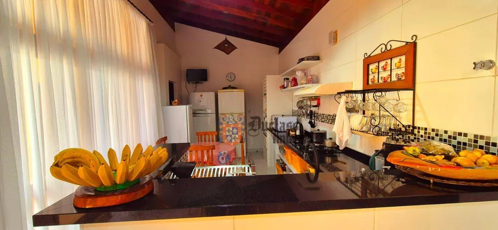 Casa, 3 quartos, 207 m² - Foto 4