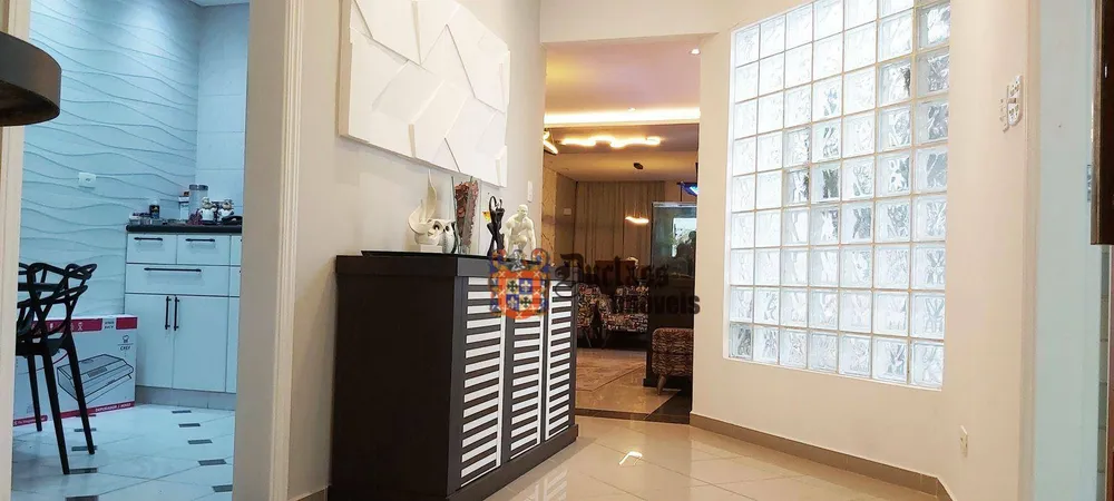 Cobertura, 3 quartos, 216 m² - Foto 17