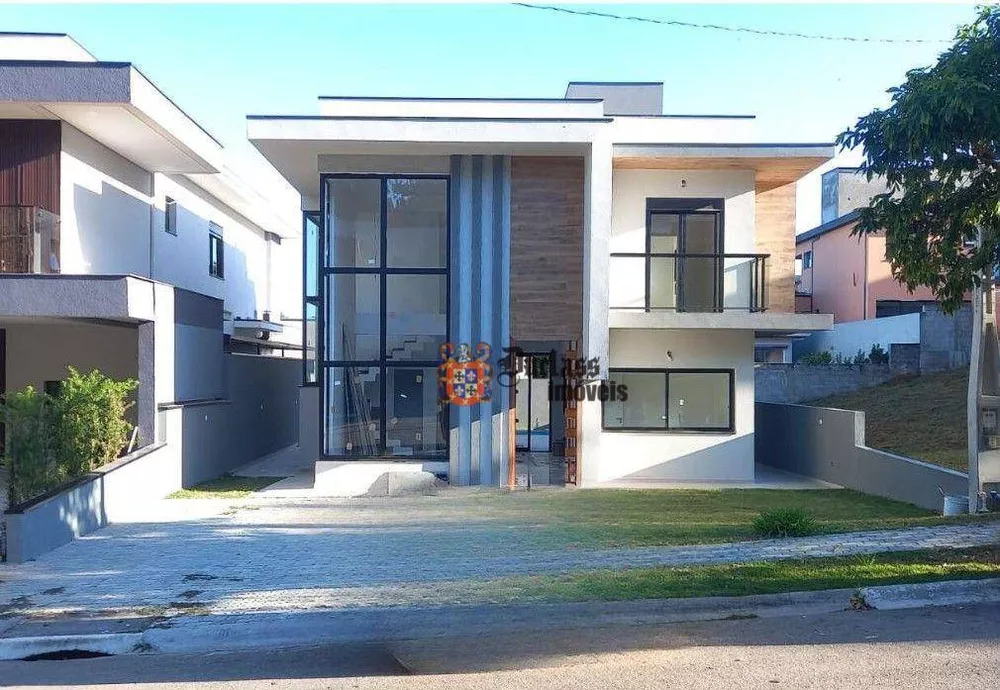 Sobrado à venda com 3 quartos, 180m² - Foto 1