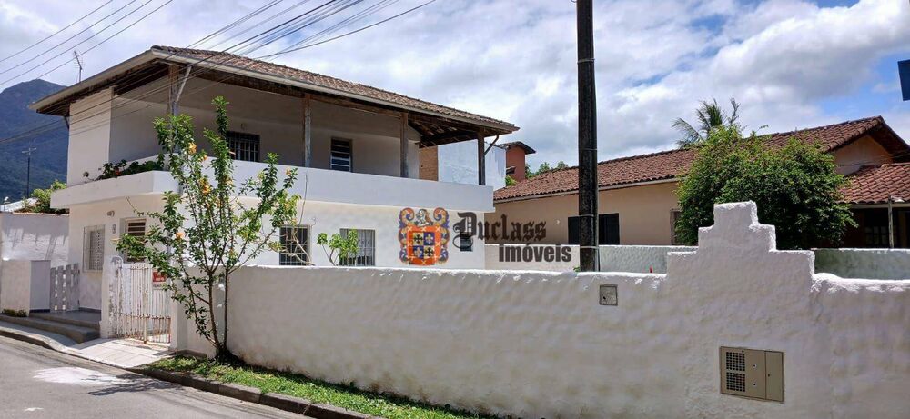 Sobrado, 4 quartos, 180 m² - Foto 1