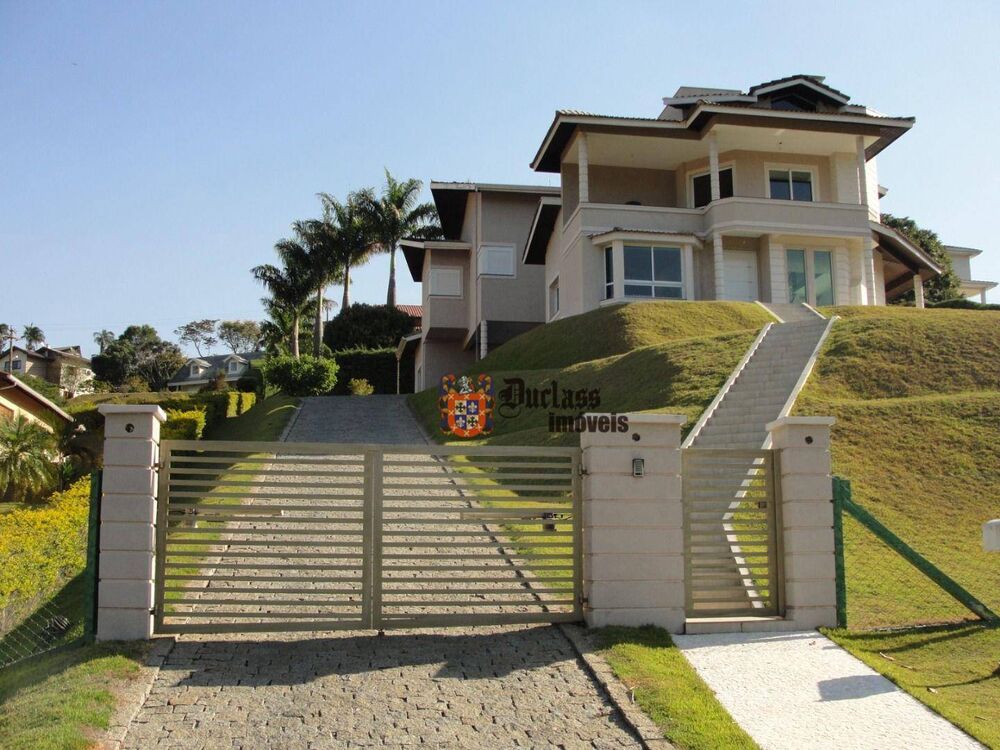 Sobrado, 3 quartos, 326 m² - Foto 1