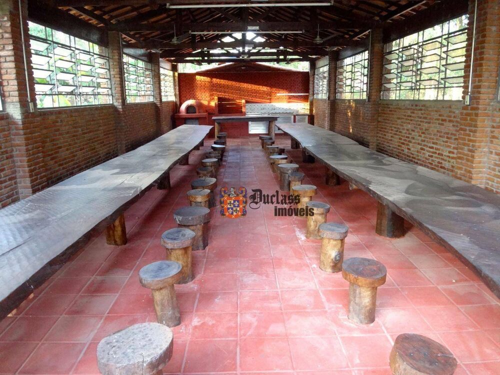 Sítio à venda com 5 quartos, 3000m² - Foto 11