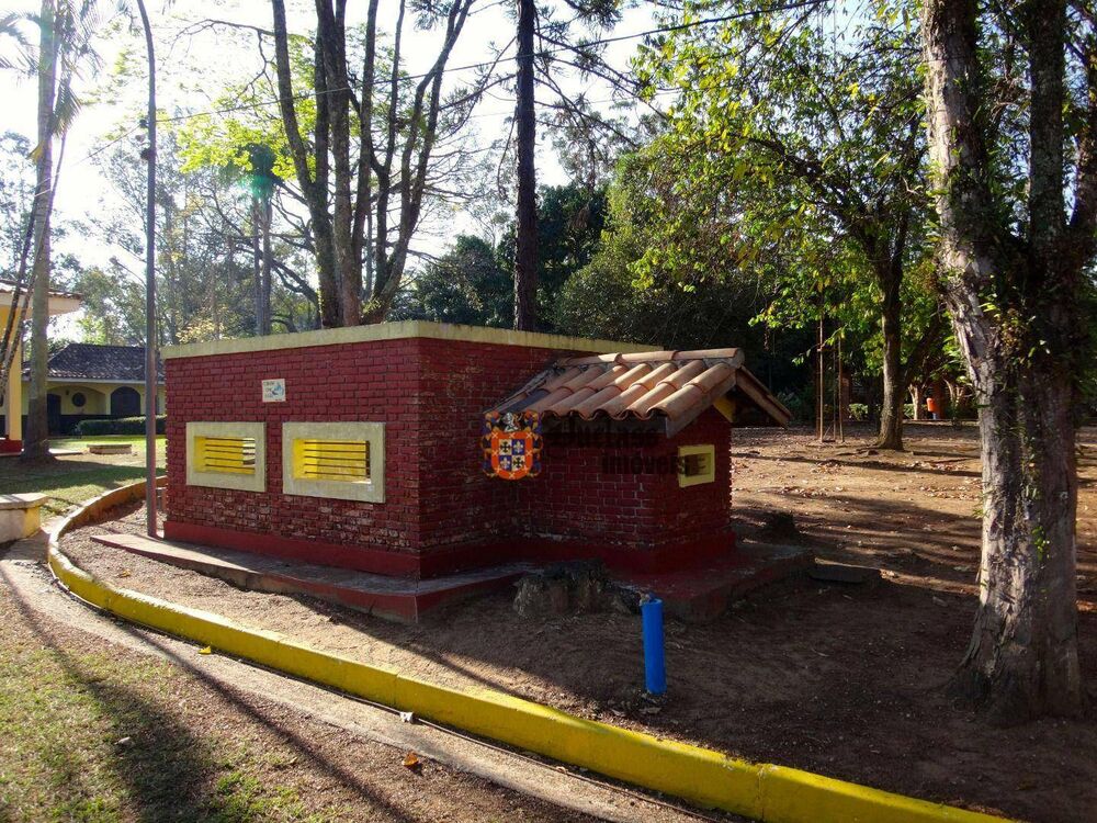 Sítio à venda com 5 quartos, 3000m² - Foto 3