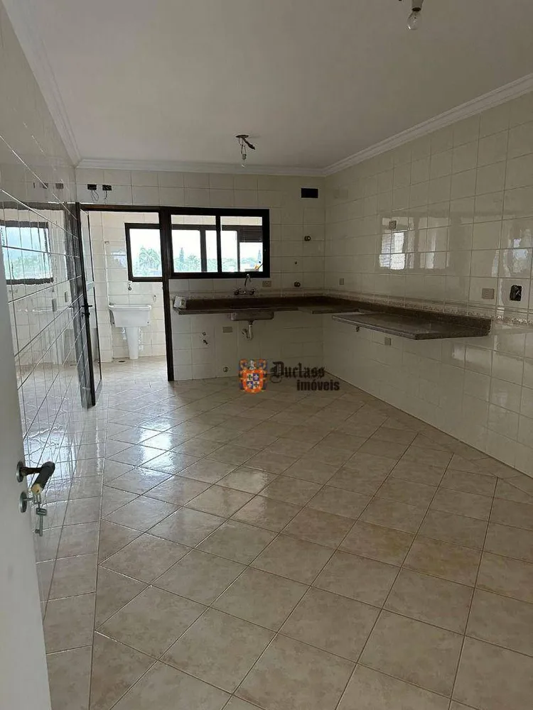 Apartamento, 4 quartos, 185 m² - Foto 9