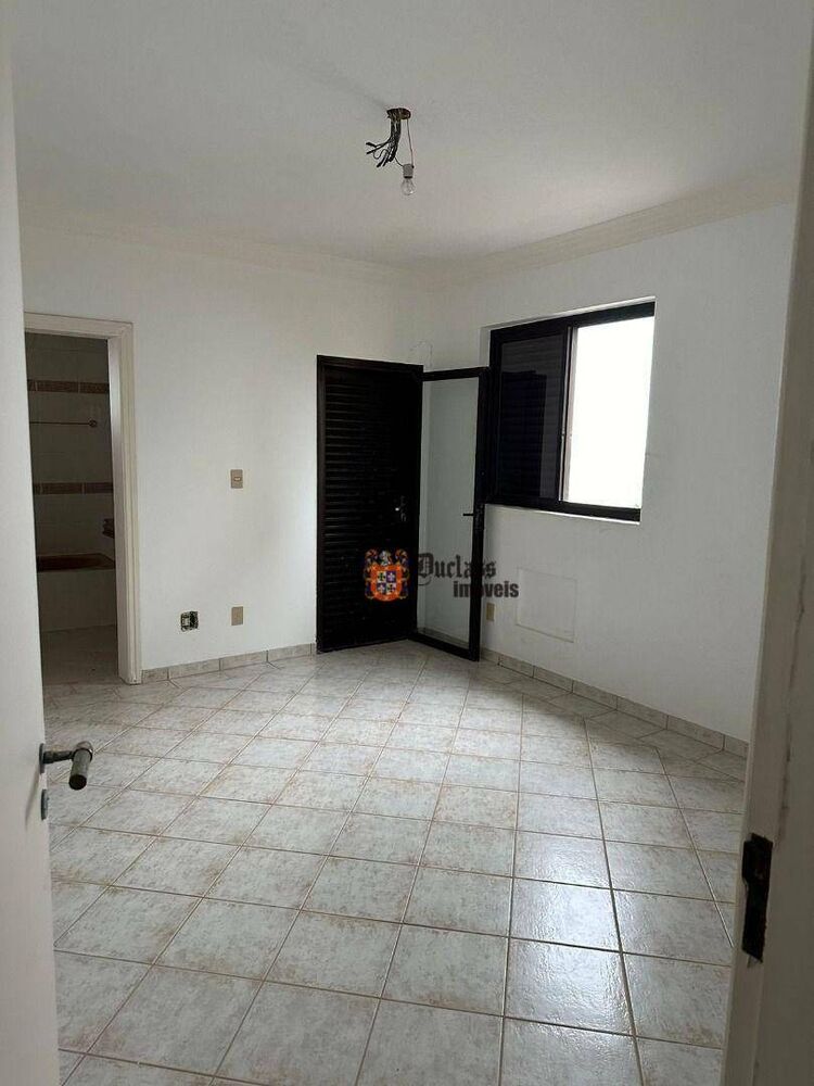 Apartamento, 4 quartos, 185 m² - Foto 9