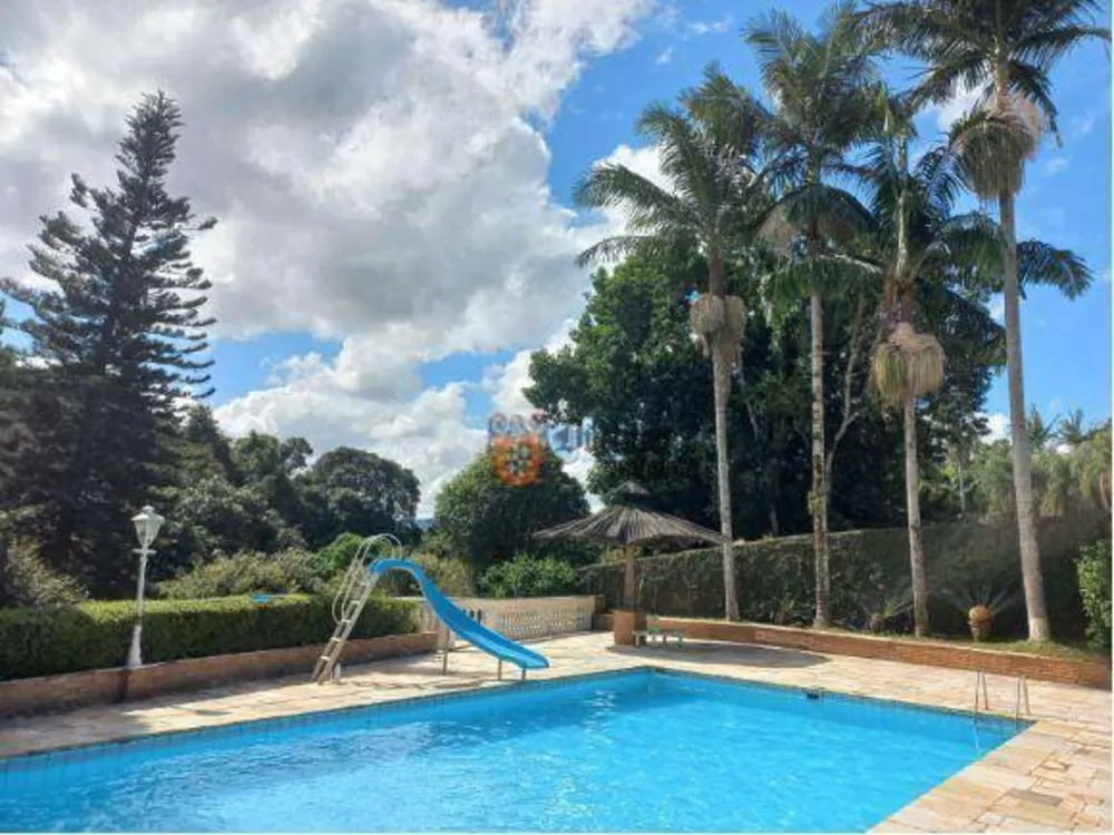 Chácara, 4 quartos, 2695 m² - Foto 1