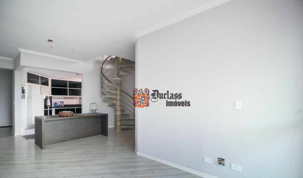 Cobertura, 3 quartos, 190 m² - Foto 1