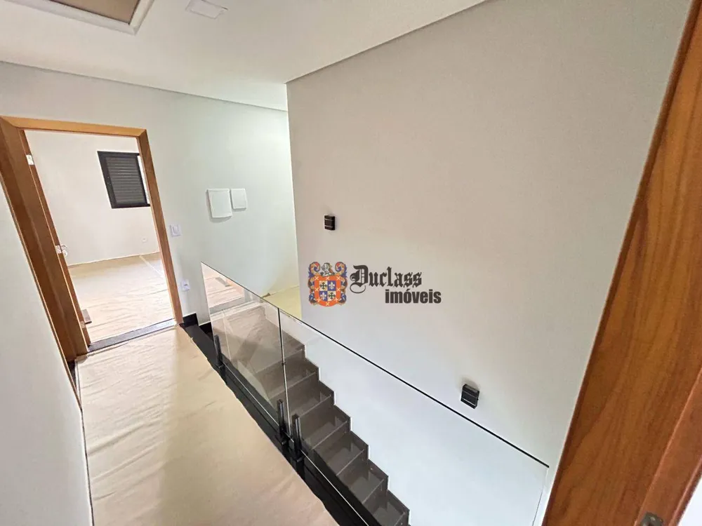 Sobrado, 3 quartos, 230 m² - Foto 1