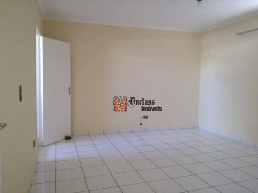 Sobrado, 3 quartos, 200 m² - Foto 2
