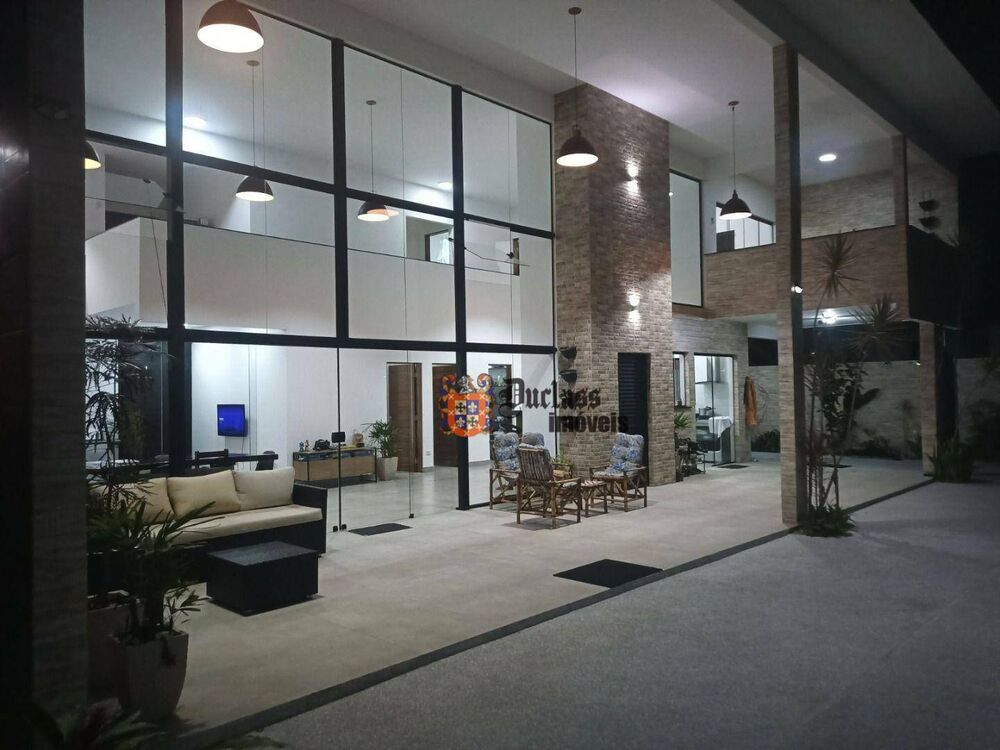 Sobrado, 4 quartos, 360 m² - Foto 2