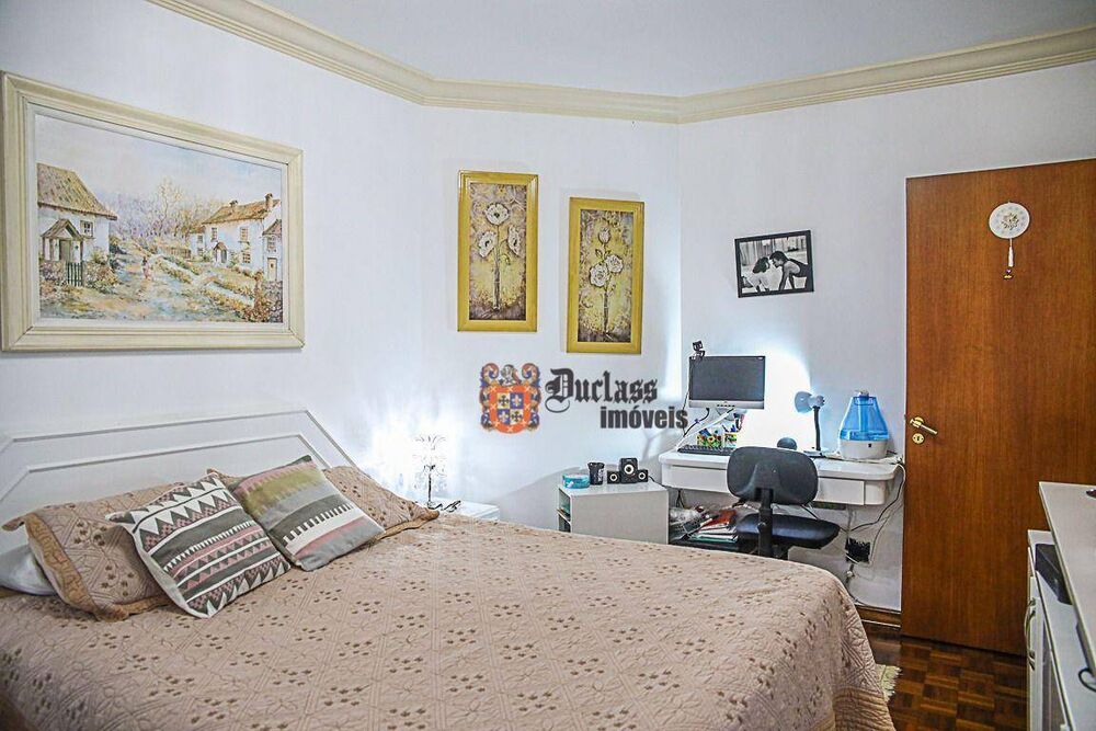Apartamento à venda com 3 quartos, 207m² - Foto 4