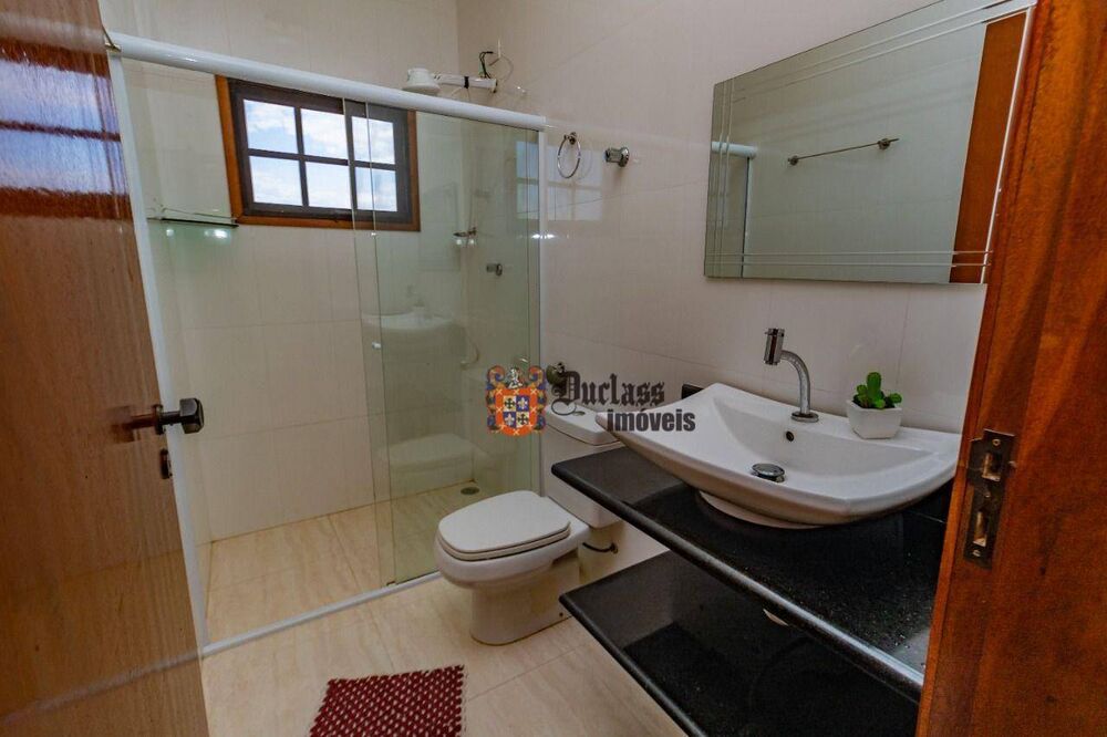 Sobrado, 5 quartos, 331 m² - Foto 2