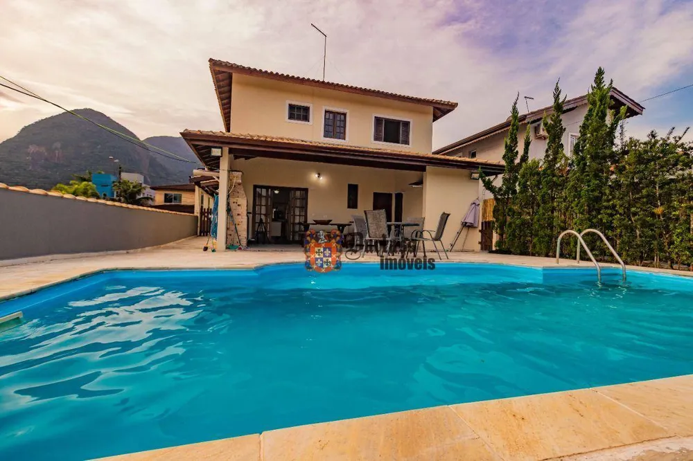 Sobrado, 5 quartos, 331 m² - Foto 4