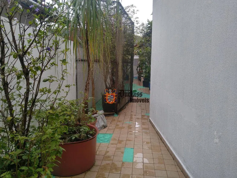 Casa, 4 quartos, 230 m² - Foto 10