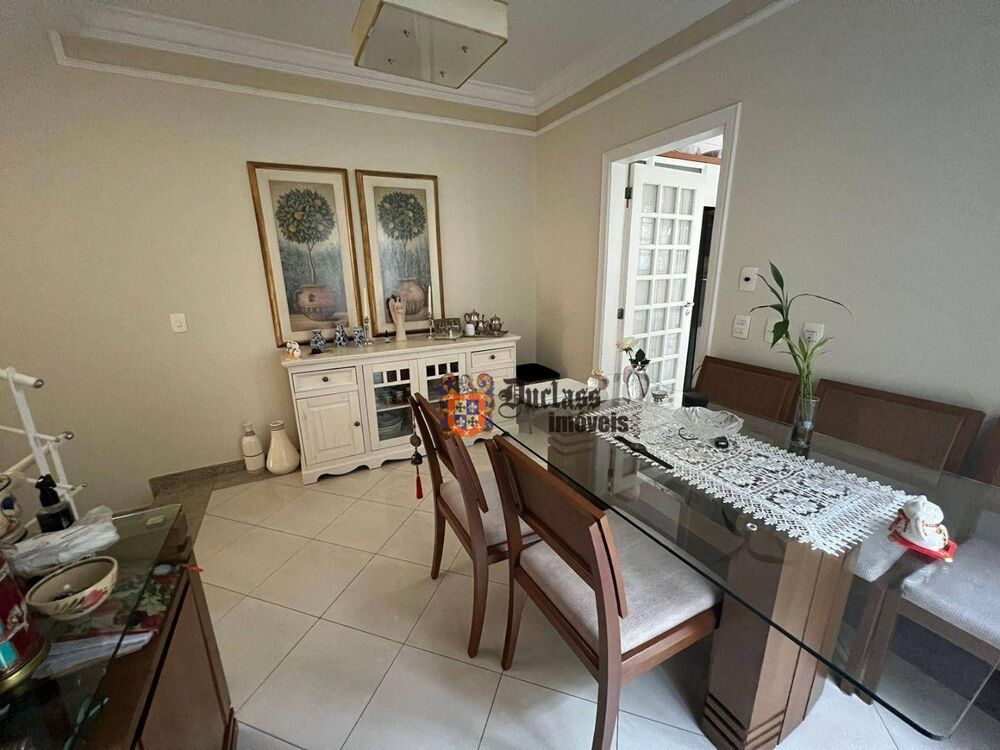 Sobrado, 4 quartos, 257 m² - Foto 2