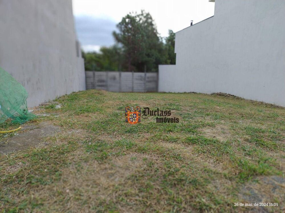 Loteamento e Condomínio, 300 m² - Foto 1
