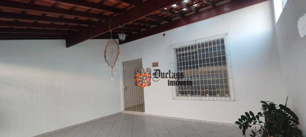 Sobrado à venda com 4 quartos, 131M2 - Foto 1