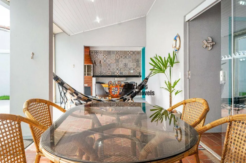Casa, 3 quartos, 210 m² - Foto 5